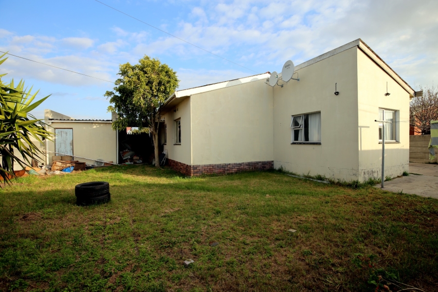 4 Bedroom Property for Sale in Belhar Western Cape